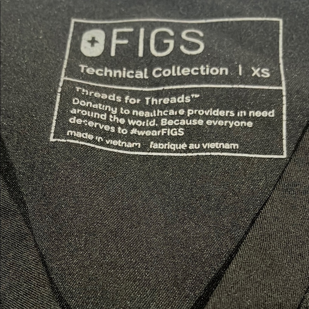 FIGS Scrub Technical Collection Women’s One Pocket V Neck Size XS - Picture 6 of 8